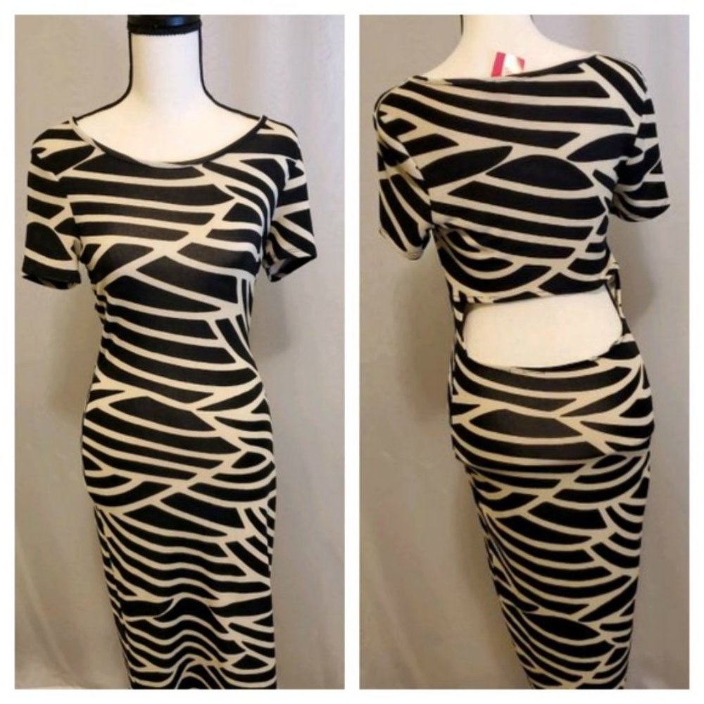 Agaci - Open Back Brown Print Dress